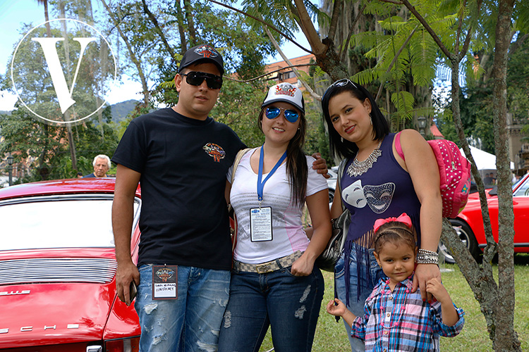 Exhibición de autos -en El Museo El Castillo