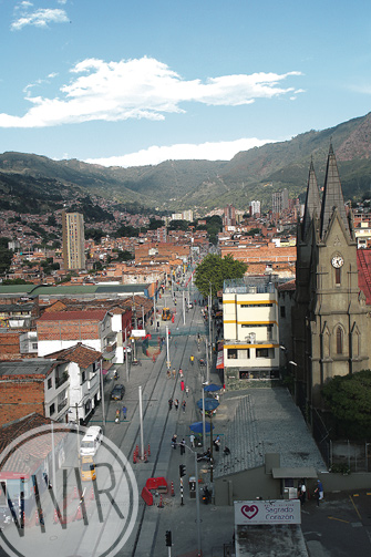 Calle Ayacucho. Fotografía tomada por Róbinson Henao el 14 de julio de 2015