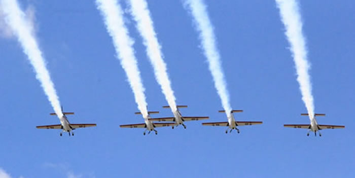 feria aeronautica cortesia