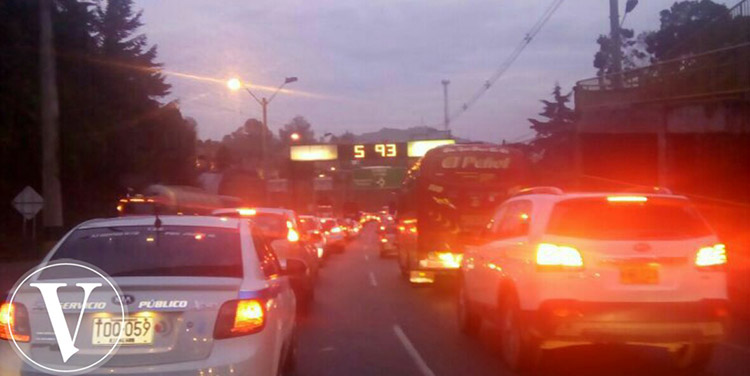 via las palmas congestion vehicular movilidad vivir en el poblado