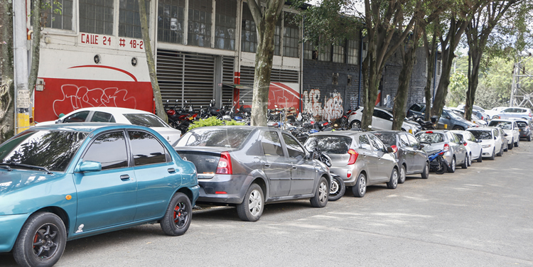 mal estacionados poblado centro vivir en el poblado 750