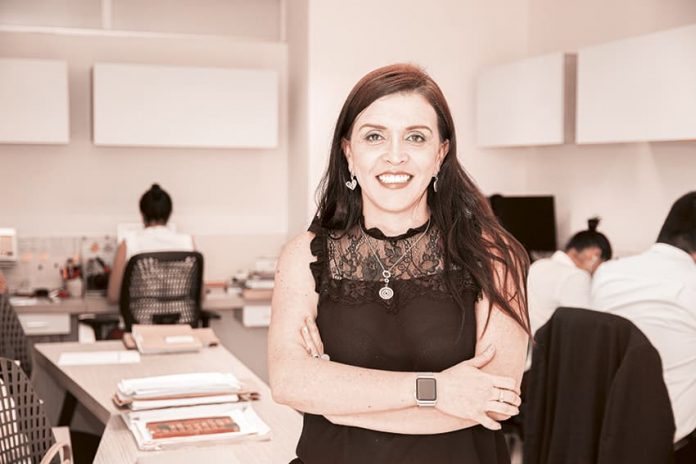 Diana Giraldo y cinco socios de Gestión Compartida y su idea Diana Giraldo y cinco socios de Gestión Compartida y su idea