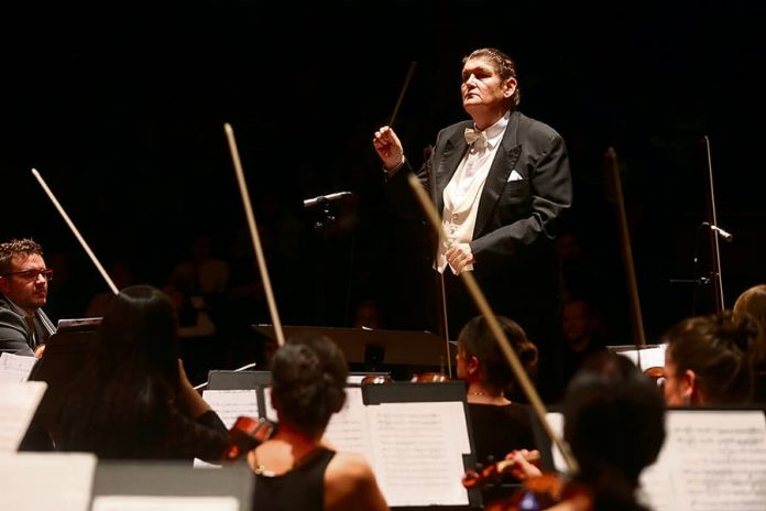 Orquesta Sinfónica Eafit es el maestro italiano Francesco Belli, Orquesta Sinfónica Eafit es el maestro italiano Francesco Belli,