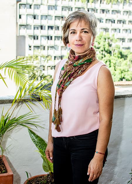 Mónica Sandoval trabaja en la Fundación Bien Humano Mónica Sandoval trabaja en la Fundación Bien Humano