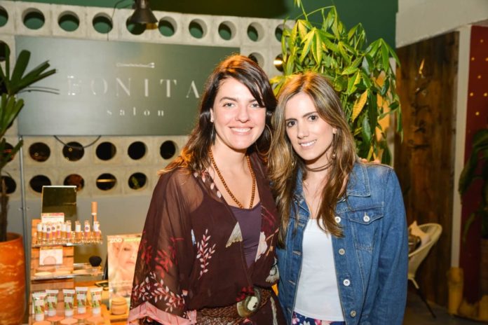 Adriana Hernández y Laura Mejía Bonita Salón