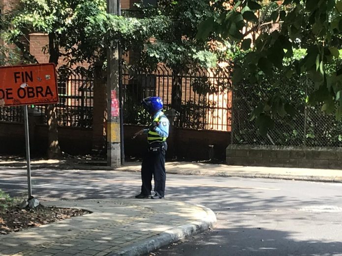 Agente mónaco