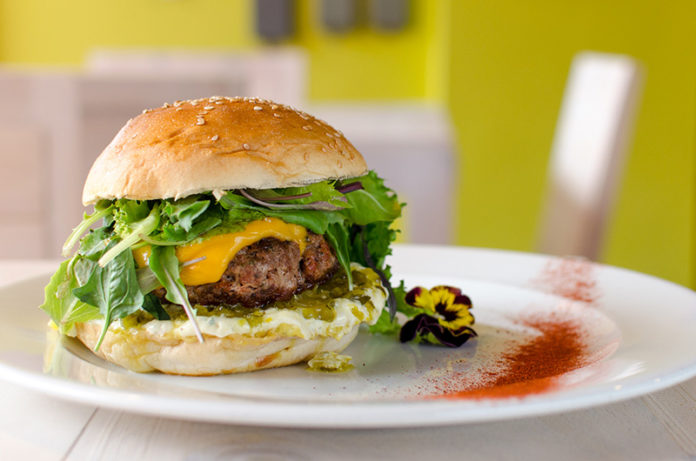 Burger Factory: Hamburguesa gourmet con sello propio Dejar volar la creatividad y fabricar una hamburguesa al gusto personal Burger Factory: Hamburguesa gourmet con sello propio Dejar volar la creatividad y fabricar una hamburguesa al gusto personal