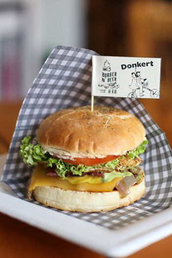 Donkert Burguer & Fries. 