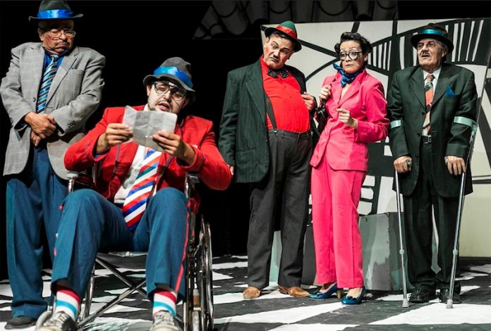El inspector en el Pequeño Teatro El inspector en el Pequeño Teatro