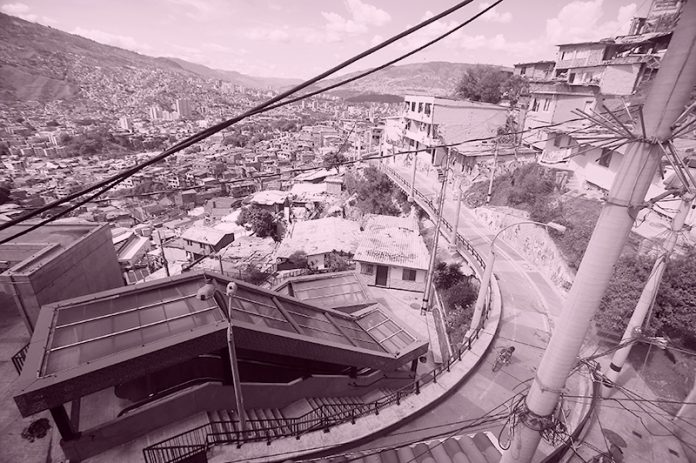 Glocalización: pensar globalmente, actuar localmente Glocalización: pensar globalmente, actuar localmente