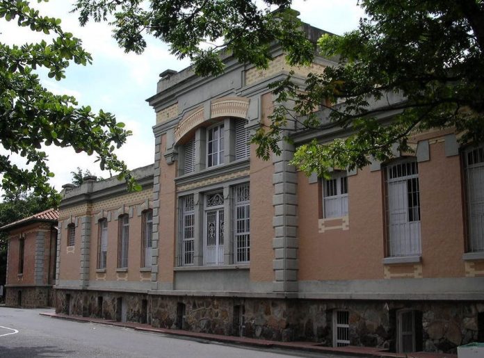 HospitalUniversitarioSanVicenteDePaul-bloque Hospital San Vicente Fundación