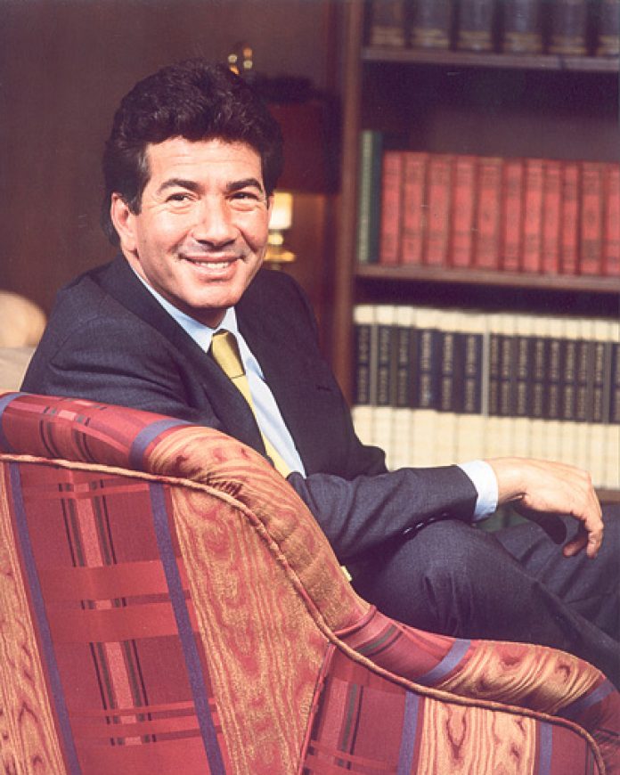 Luis Roberto Mora Luis Roberto Mora