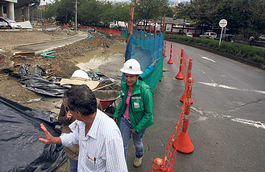 Metroplús y Túnel Verde Metroplús y Túnel Verde