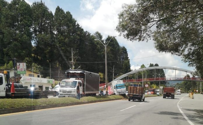 Mi-oriente Autopista Medellín Bogotá