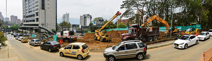 Obras  avenida 34 en El Poblado