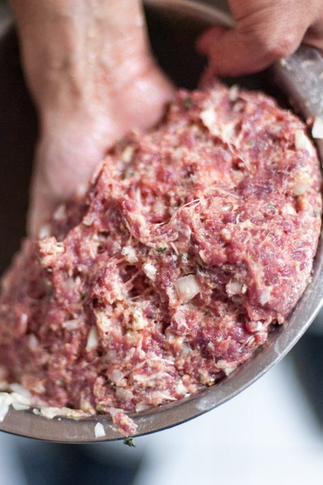 Albóndigas en salsa de huevo y limón