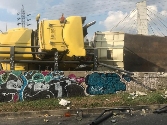 camion-puente-4