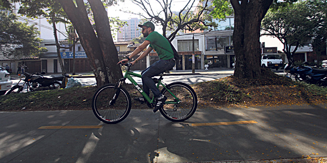 trabajar en bicicleta trabajar en bicicleta
