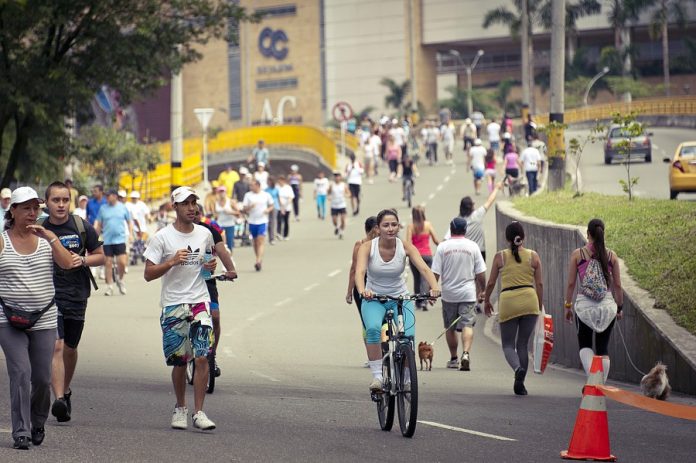 Deportes en El Poblado Ciclovía en El Poblado