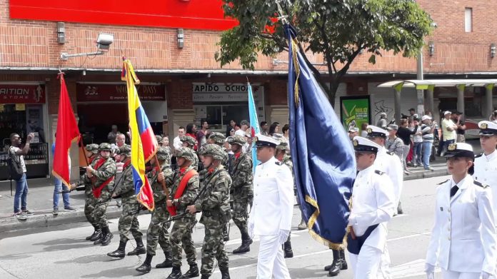 desfile-militar desfile militar en Medellín