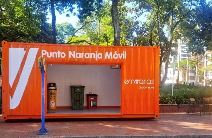 emvarias Punto Naranja de recolección de residuos aprovechables