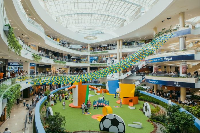 futgolf Futgolf en el Centro Comercial Santa Fe