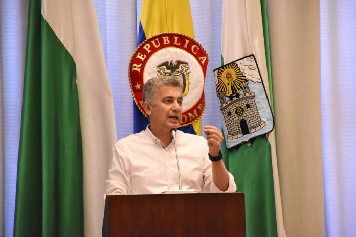 luis-bernardo Luis Bernardo Vélez aspiraría a la Alcaldía de Medellín