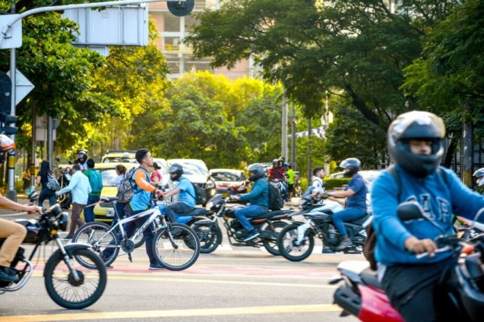 Ambiente pico y placa ambiental
