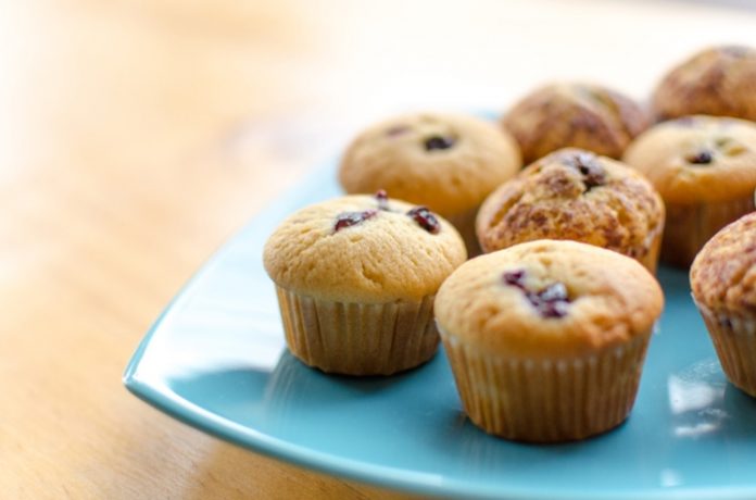 Muffins de miel rellenos de agraz Muffins de miel rellenos de agraz