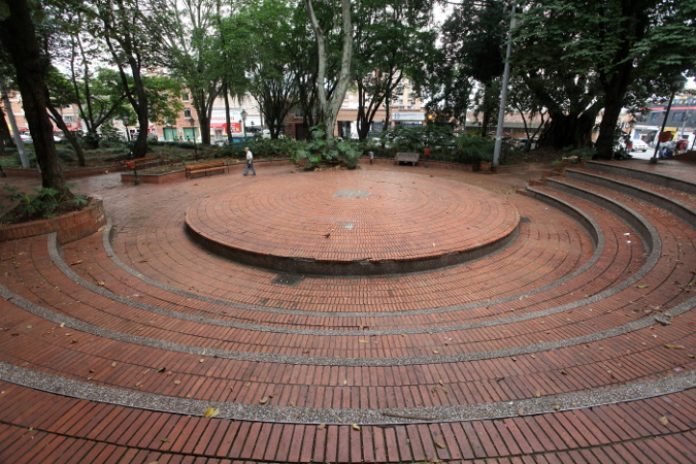 parque-el-poblado Parque El Poblado