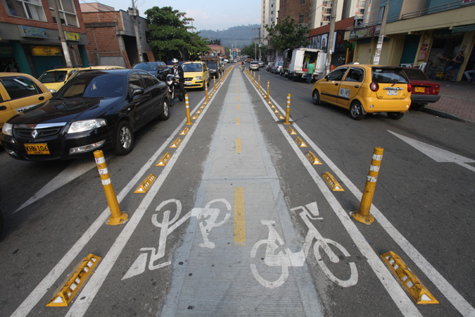 Ciclorrutas en Medellín Ciclorrutas en Medellín