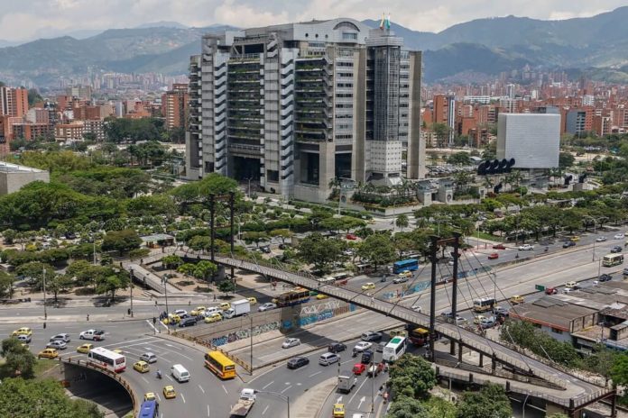 Pico y placa en Medellín Pico y placa en Medellín