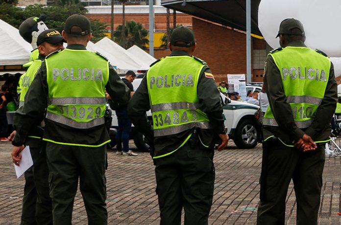 Policía en El Poblado Policía en EL Poblado