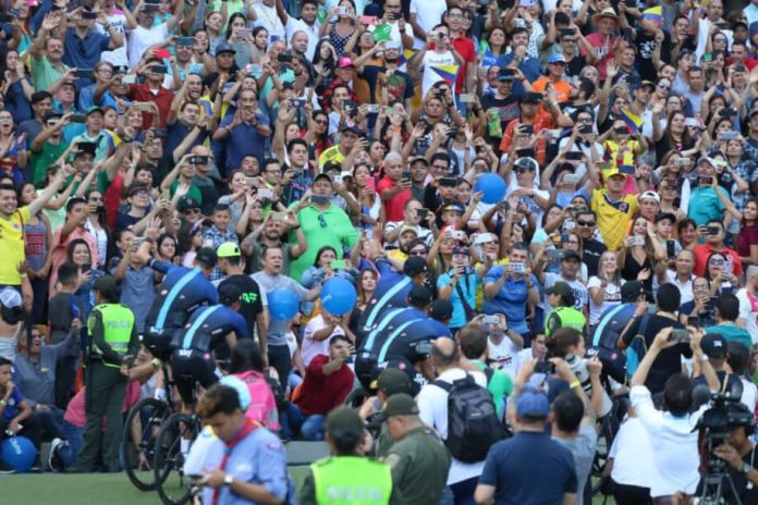presentacion-equipos Tour Colombia