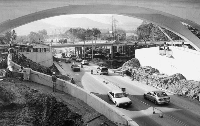 puente-de-la-aguacatala-en-el-poblado-tbt