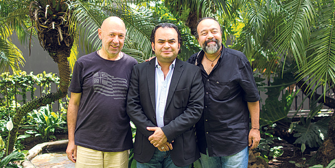 revoceno Nelson Gómez, Alexis Cárdenas y Francisco González